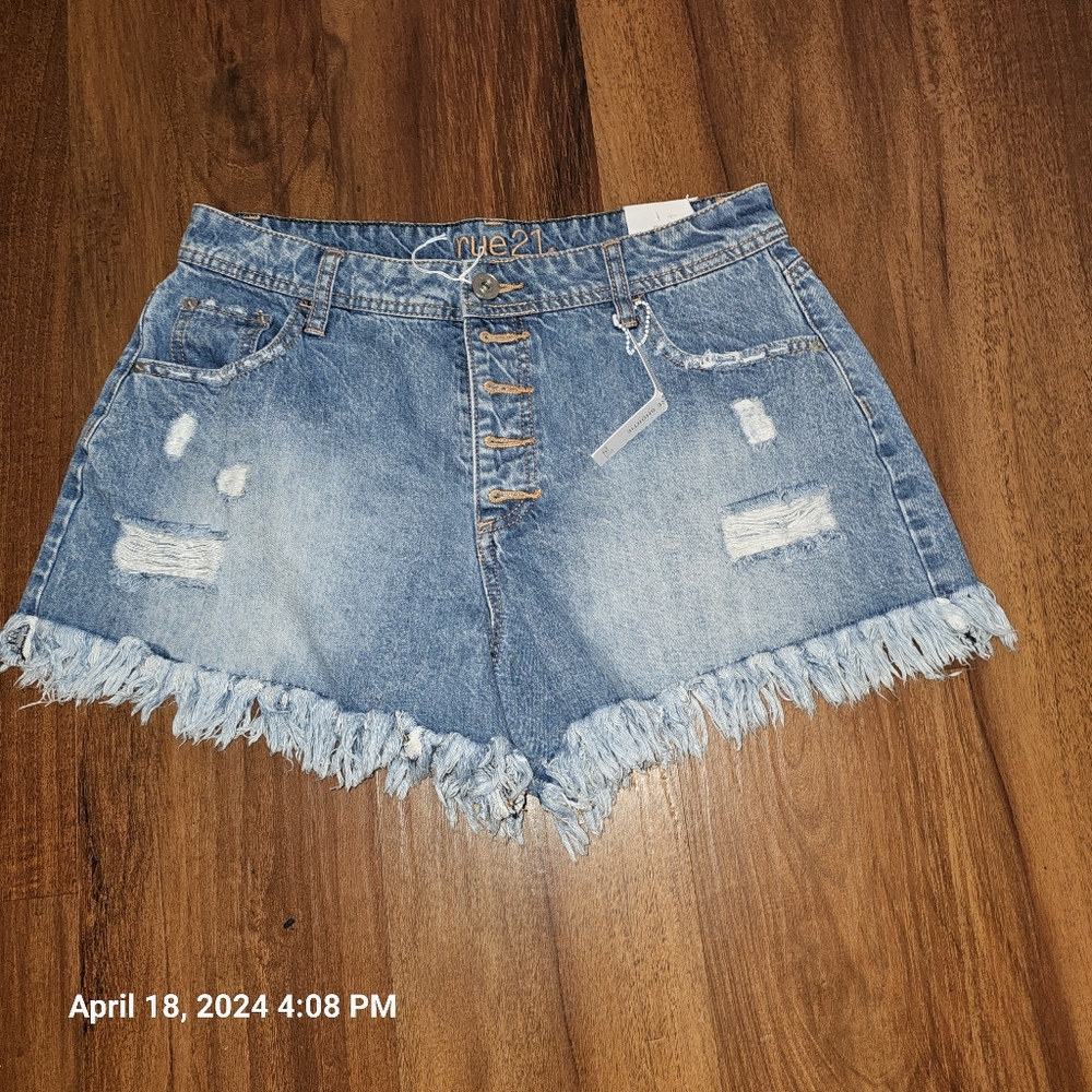 Rue21 shorts new with tags